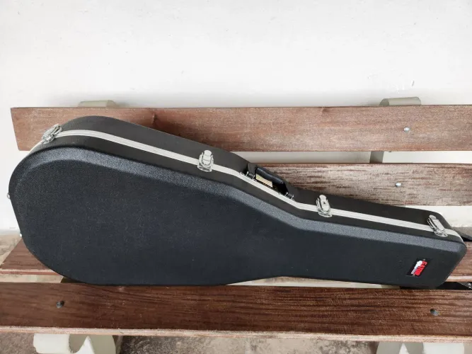 Case Gator Violão Folk impecável