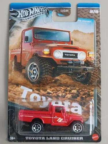 Hot Wheels Toyota Land Cruiser Vermelho 2025 Silver Series