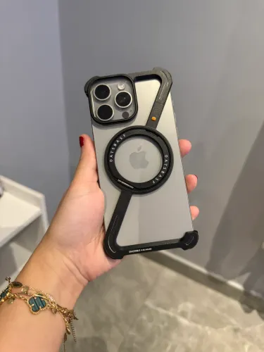 Capa iPhone 16 pro max 