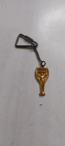 chaveiro da taça jules rimet em comemoração da copa do mundo de 1962 original do ano 1962 