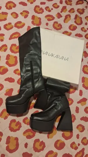 Bota NANAKARANA