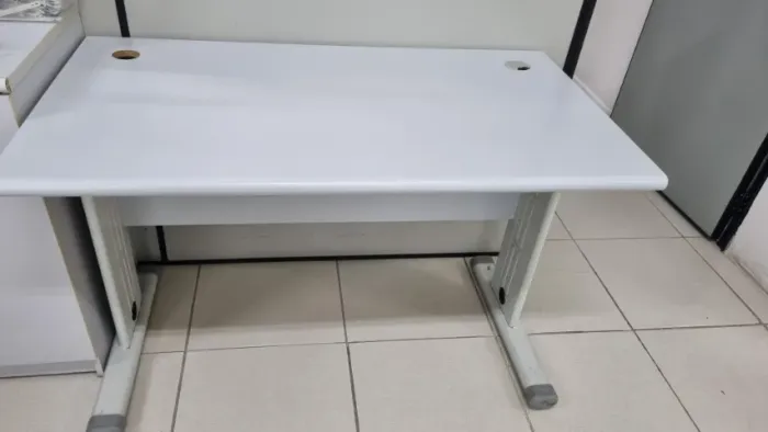Mesa para escritório