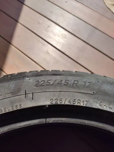 Pneu Michelin 225/45 R17
