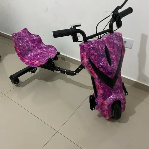 Vende-se triciclo Drift e bicicleta
