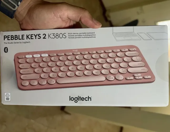 Teclado Logitech K380S Pebble Rosê Bluetooth