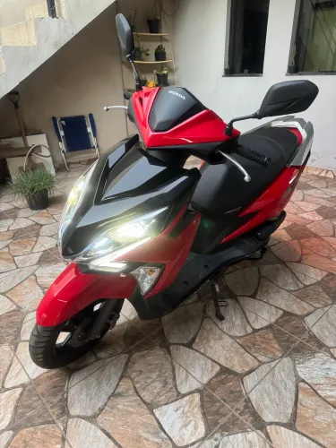 Honda Elite 2024 - Vermelha 
