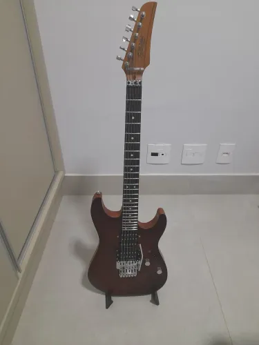 Guitarra superstrato Seizi Blessed Patrick Souza