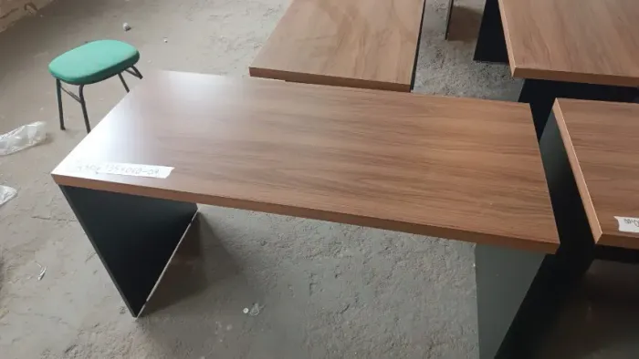 Mesa De Escritorio Pe Painel 135x60 Amadeirada Mesa 09