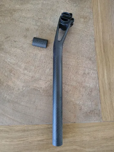 Canote carbono elita one 31.6x400 recuo de 25mm 
