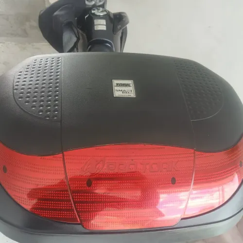 Bau 45 litros novo sem uso 220 $ 