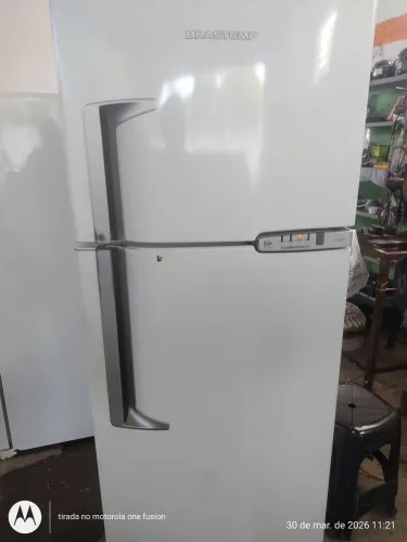 REFRIGERADOR BRASTEMP CLEAN FROST FREE 220V