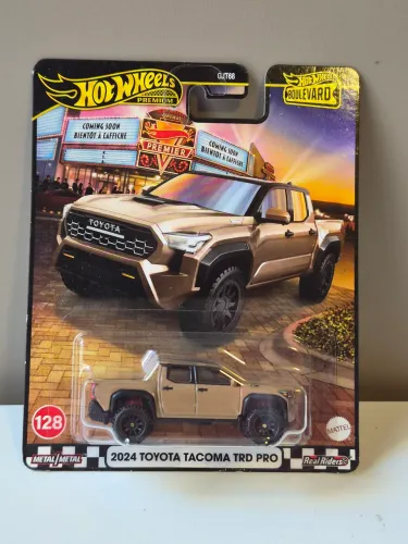 Miniatura Hot Wheels Premium 2024 Toyota Tacoma TRD PRO