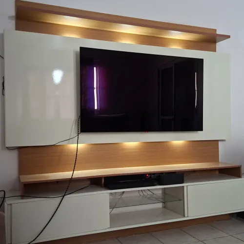 PAINEL PARA TV SEMINOVO