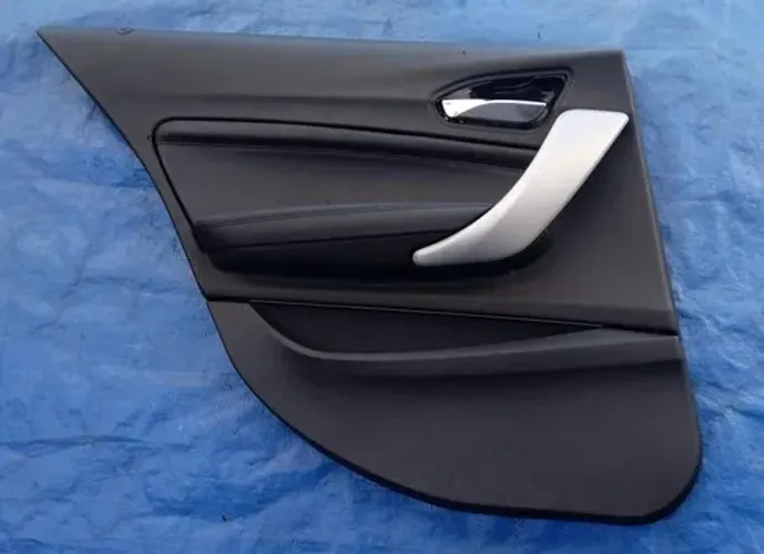Forro De Porta Traseira Esquerda Bmw 118i 2011 2012