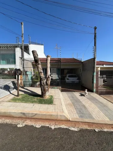 Casa/Sobrado Casa em Maringá