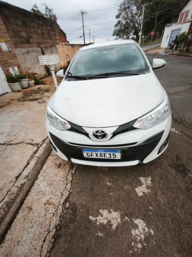Toyota Yaris XL Sedan 1.5 Flex 16V 4P Aut. 2019