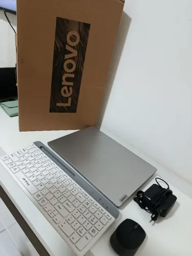 Notebook Lenovo