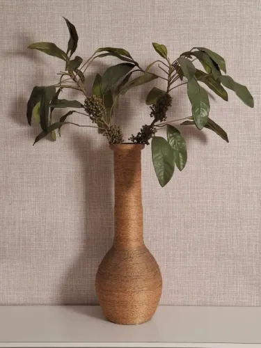 Vaso revestido em corda de sisal natural
