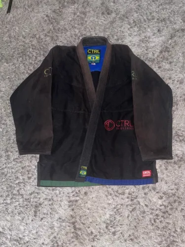 Kimonos de jiu-jítsu 
