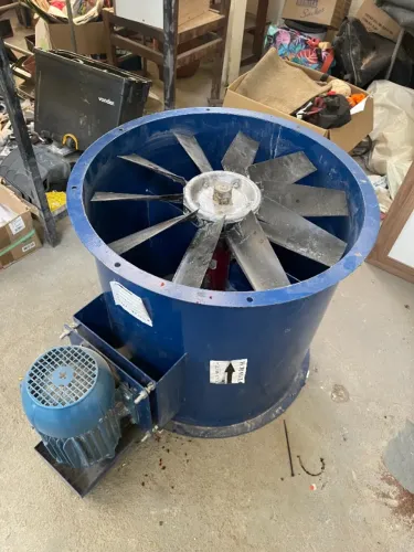 EXAUSTOR INDUSTRIAL AXIAL COM TRANSMISSÃO 600mm - VENTILADOR PROFISSIONAL EA60TTR
