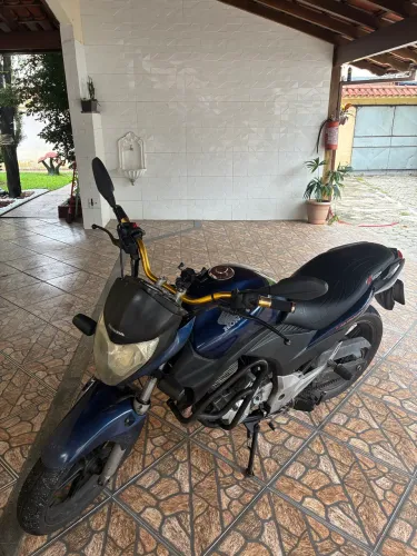 CB300r (Vendo ou Troco)