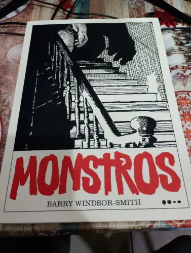 HQ - Monstros (Editora Todavia)