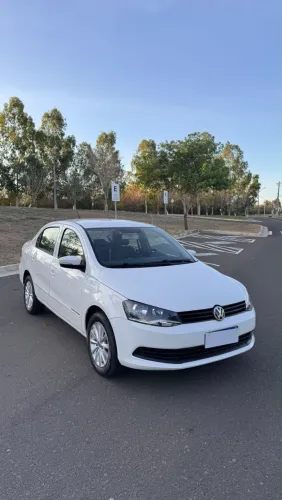 Volkswagen Voyage Comf/highli. 1.6 MI T.flex 8V 4P 2015