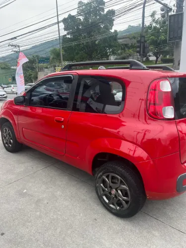 Fiat Uno Vivace Celeb. 1.0 EVO F. Flex 8V 3P 2012