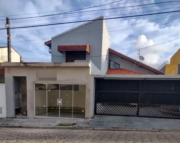 Comercial para Venda em Peruíbe, Centro, 5 dormitórios, 4 banheiros, 4 vagas