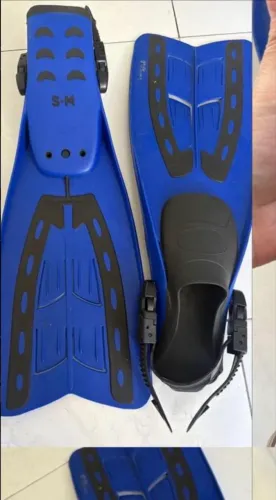 Nadadeira para Mergulho Profissional AJUSTÁVEL. 