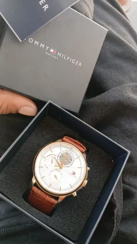 Relógio Tommy