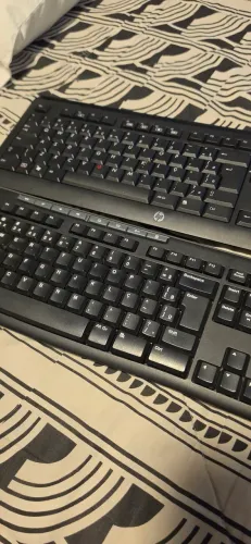 2 Teclados Bluetooth HP e Logitech sem USB