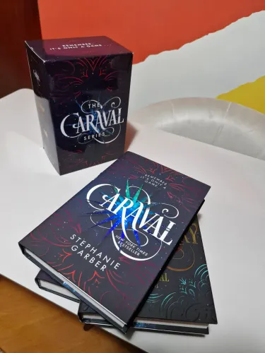 Box Caraval Capa Dura