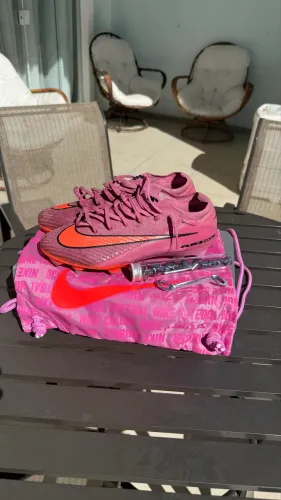 Chuteira mercurial elite trava mista