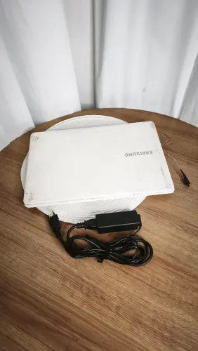 Notebook Samsung NP300E5M i5