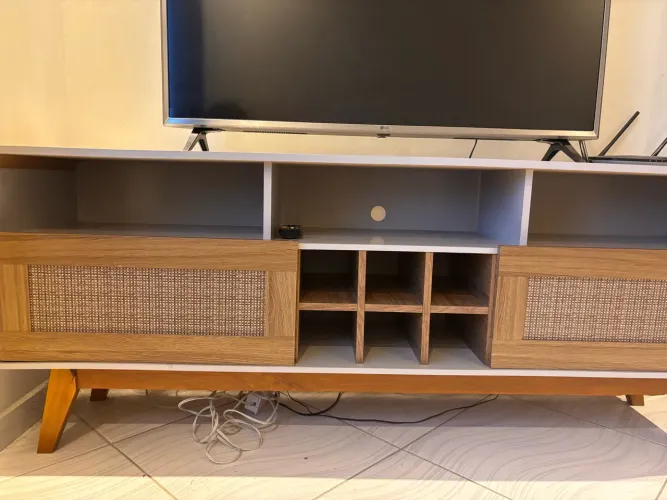 VENDO RACK PARA TV - EXCELENTE ESTADO!