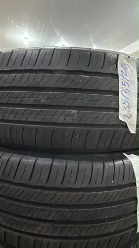 Pneus 235/55/20 marca Michelin