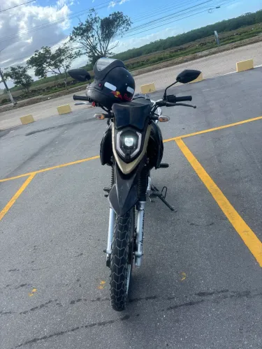 Vendo Yamara crosser