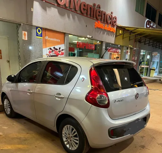 Fiat Palio Attractive 1.0 EVO Fire Flex 8V 5P 2013
