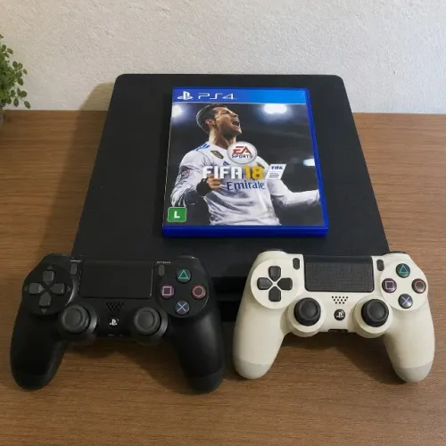 PS4 SLIM + 2 CONTROLES + 1 FIFA