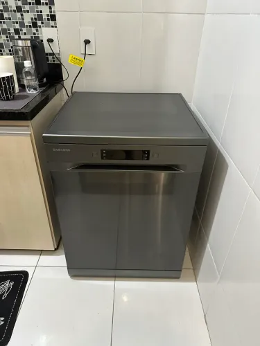 Lava louças Samsung INOX 14 serviços