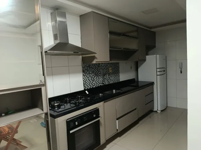 Aluguel casa condomínio fechado 