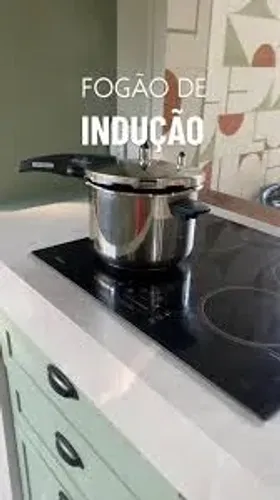 Instalação de fogão de indunção