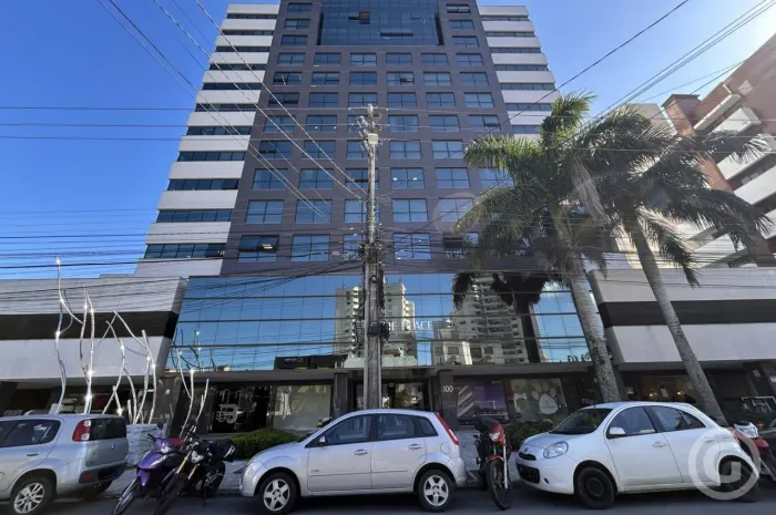 Sala comercial com localização estratégica em Florianópolis