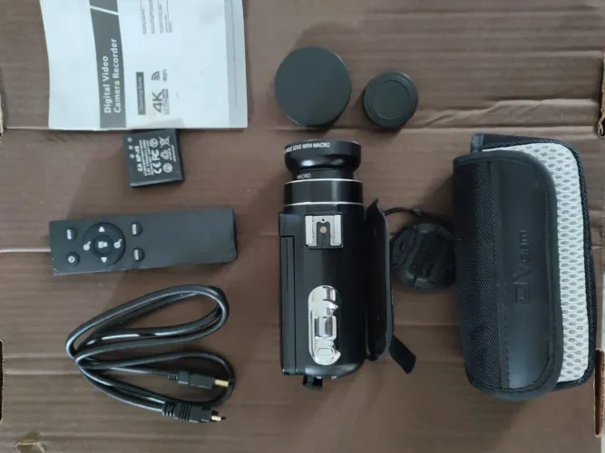 ? Filmadora Câmera Digital 4K Wi-Fi - Completa com Acessórios