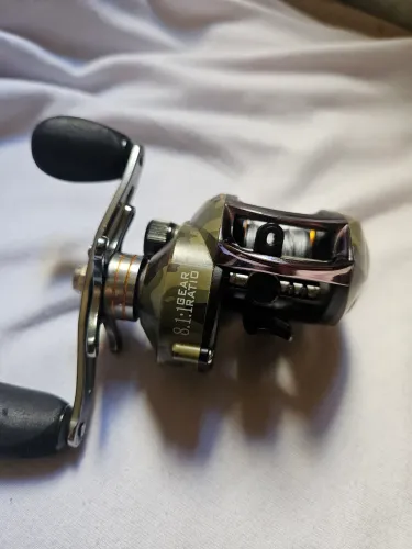 Carretilha de pesca lado Direito