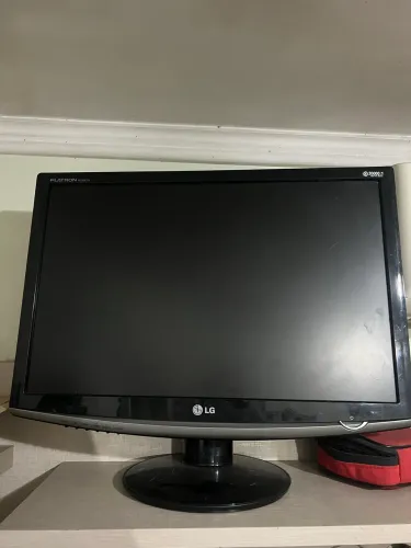 Monitor LG 22" Flatron
