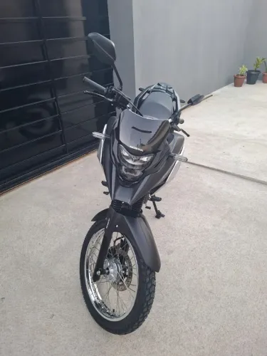Novíssima Honda XRE 190 2026