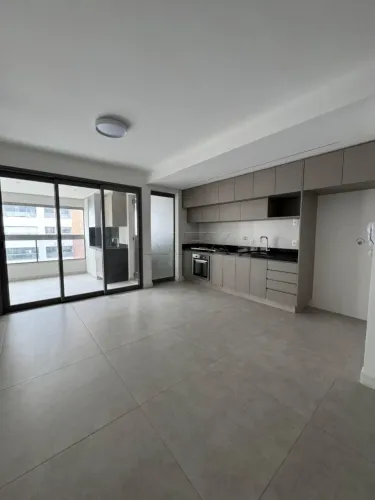 Apartamento para locação no Residencial City Towers Two com 2 quartos suítes, 1 vaga e 1 d
