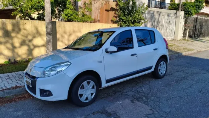 Renault Sandero Expression Hi-flex 1.6 8V 5P 2013